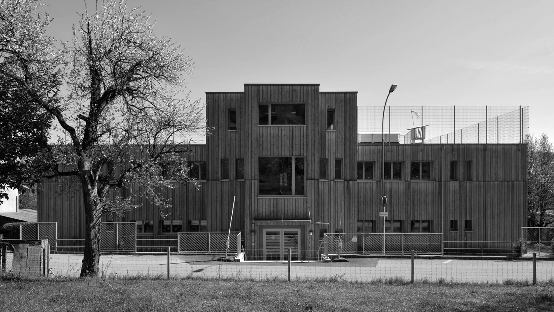 kindergarten pieterlen, umbau sanierung